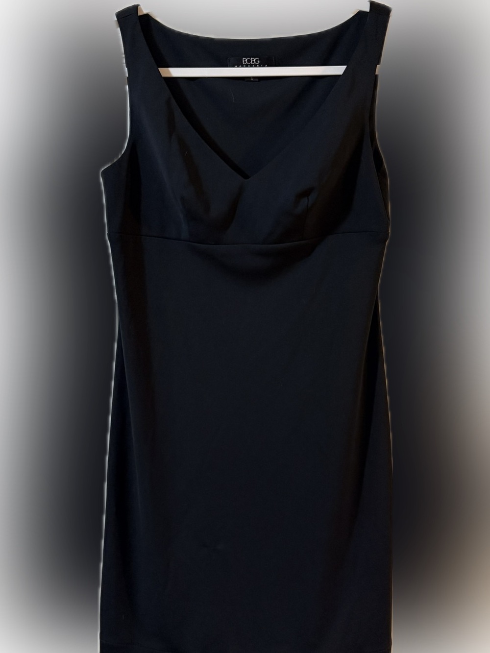 BCBG Max Azria Black Sleeveless V-Neck Sheath Dress
